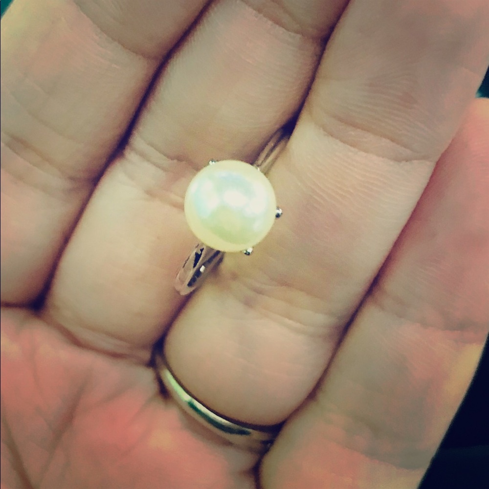 Pearl Ring